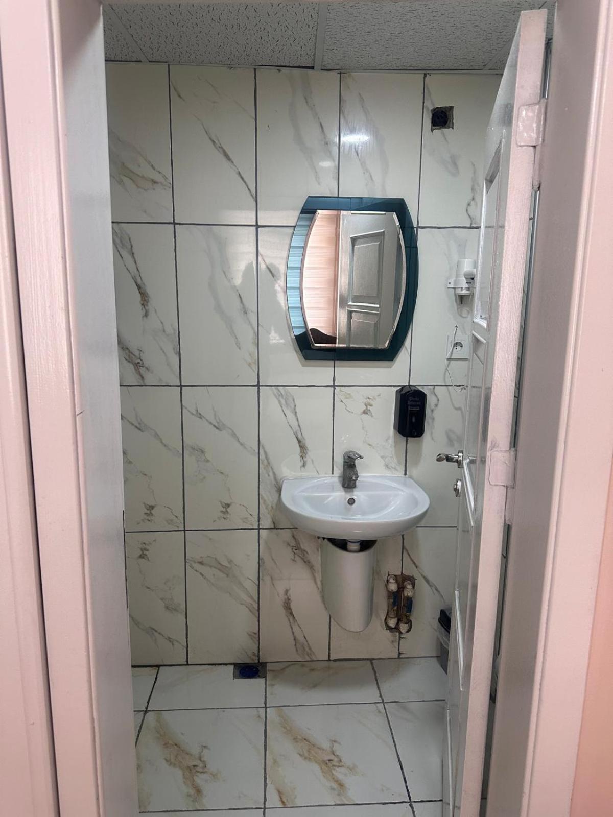 Asya Hotel Коня Екстериор снимка